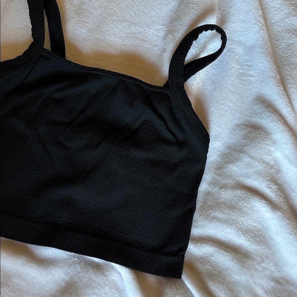 Colsie Ribbed Cropped Camisole Top - Picture 3 of 13